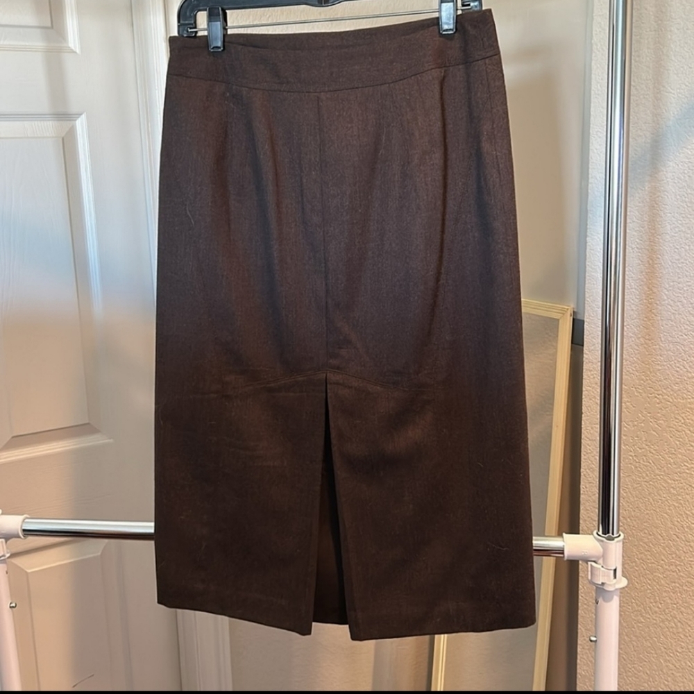 Ann Taylor Loft, brown 100% wool skirt. Fully lined, acetate lining.